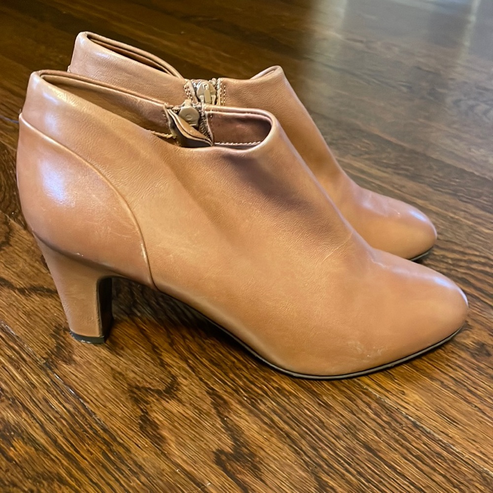 Jcrew Tan Bootties, size 8, lightly worn